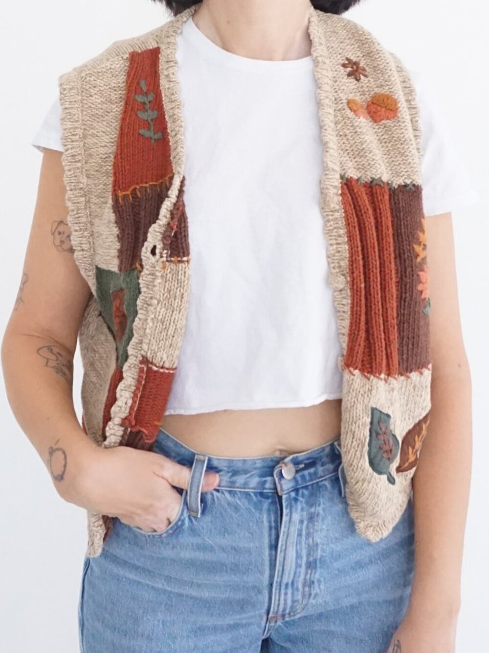 Vintage Teddi Cream Brown Patchwork Leaf Acorn Knit Vest Cotton Blend Fall PL